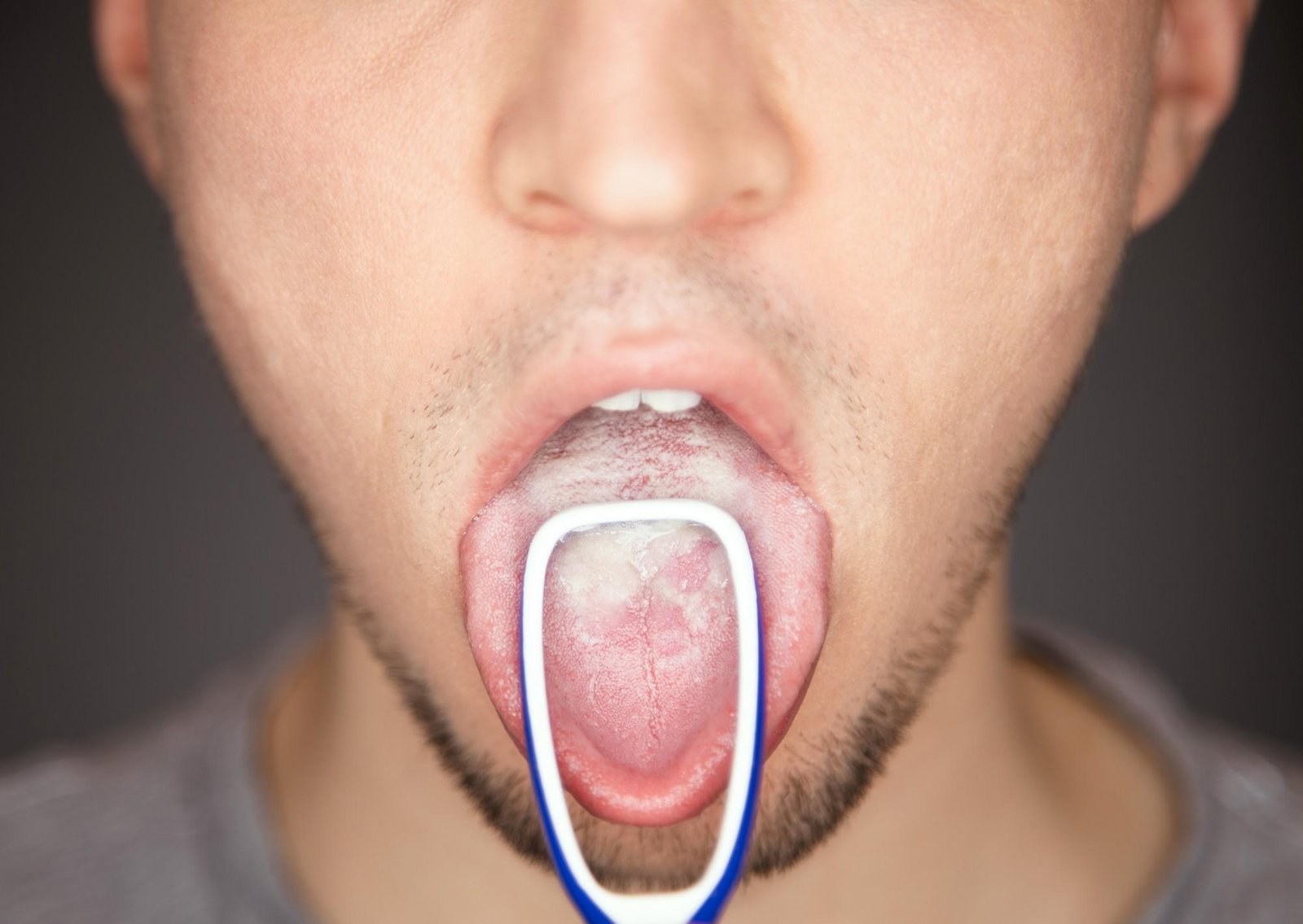 ¿Podés curvar la lengua en “U” o hacer el “trébol”? Lo que la psicología cree que revela ese gesto