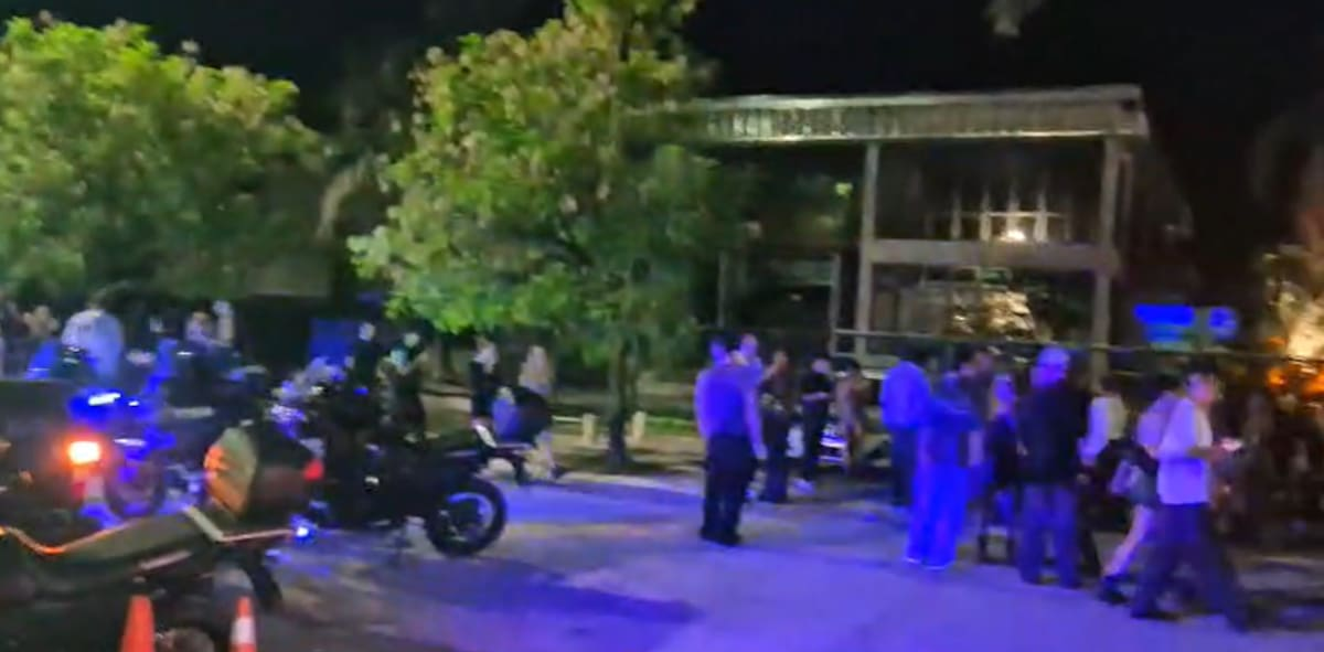 Se cayó parte del escenario de un boliche en Costanera: hay nueve heridos y más de 700 evacuados