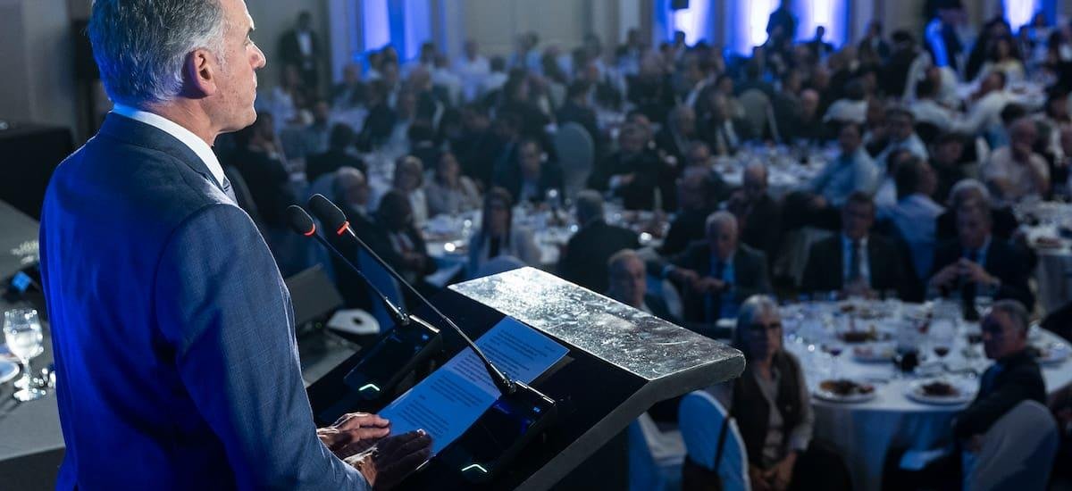 Yamandú Orsi promocionó a Uruguay como destino de inversiones ante empresarios argentinos