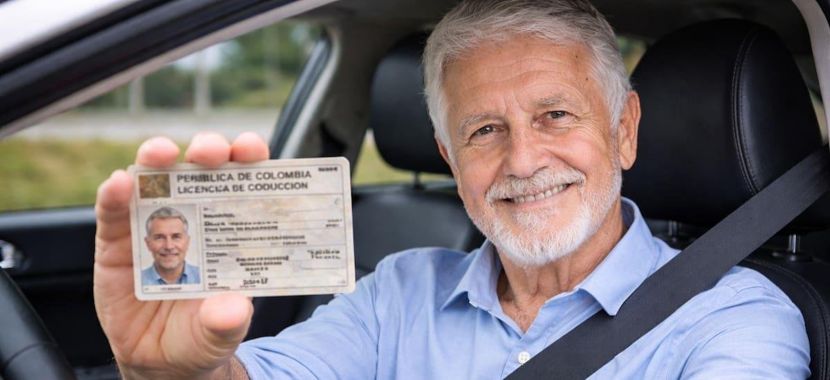 Fin de la licencia de conducción para los mayores de 65 años: ya no podrán renovar el carnet si no cumplen este requisito