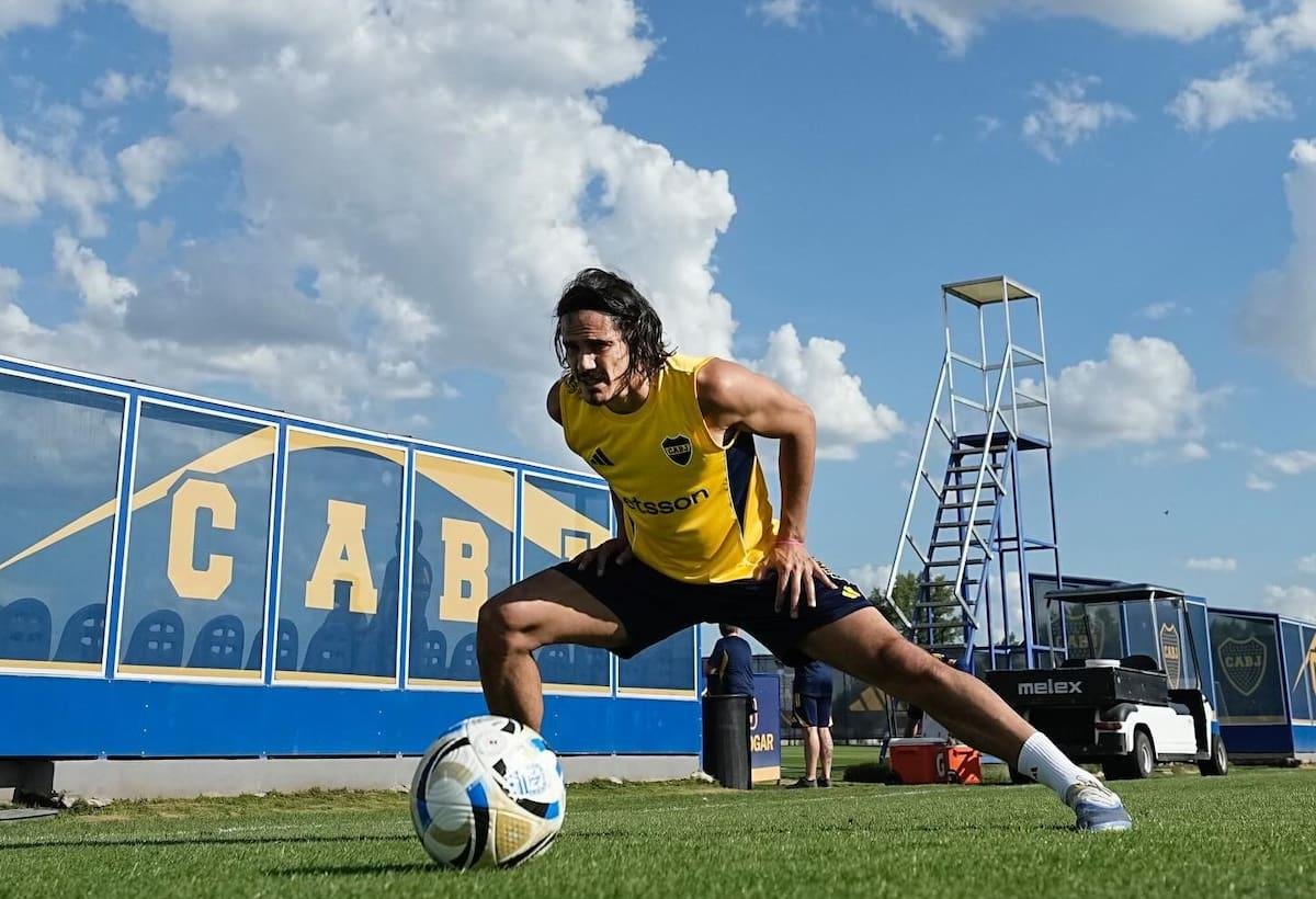 Edinson Cavani, otra vez en problemas: nuevo bloqueo en la columna, sin fecha de vuelta y el futuro en duda