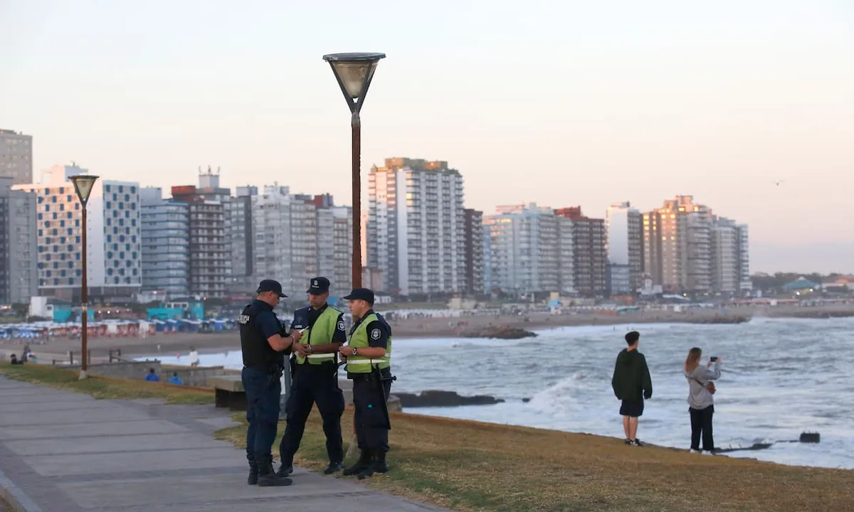 Ofrecen una recompensa de $10.000.000 para atrapar al hombre que abuso sexualmente de una menor en Miramar