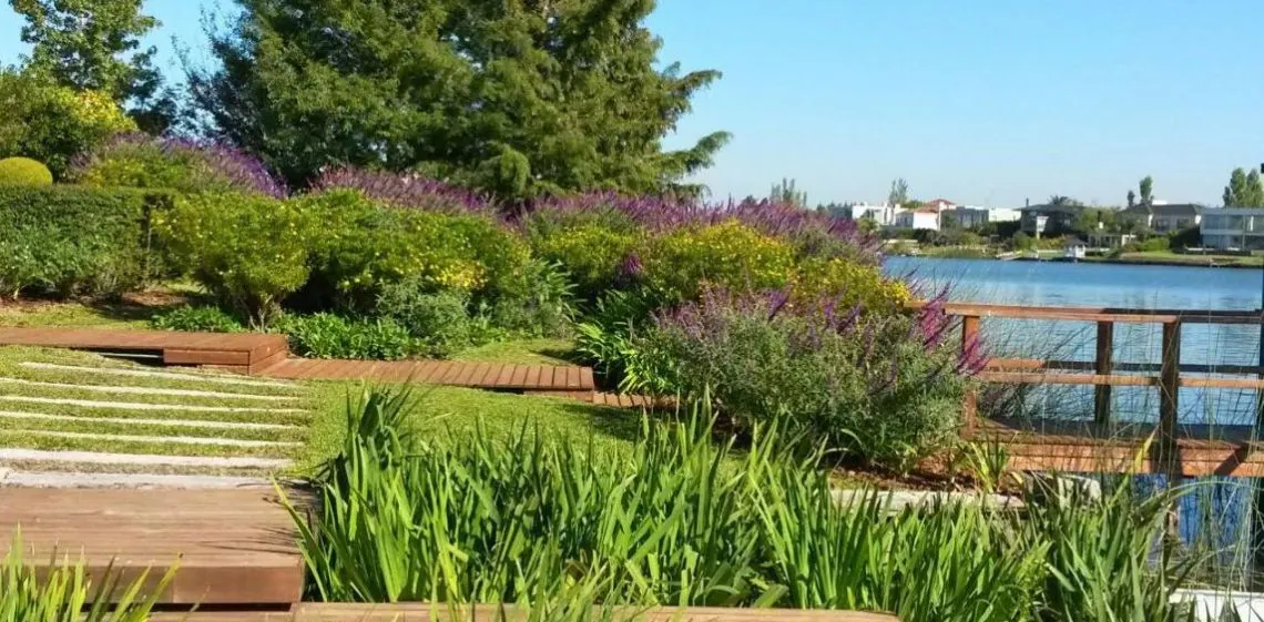 Cómo mantener un jardín sano y atractivo sin pasar horas cuidándolo