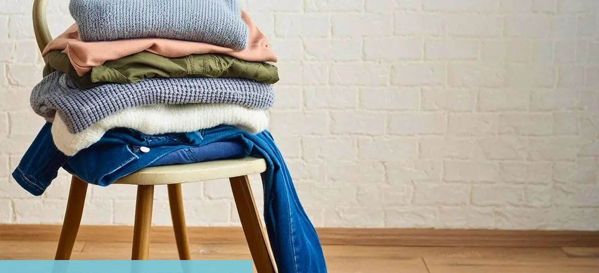 Cuál es el significado oculto de dejar ropa en la silla según la psicología