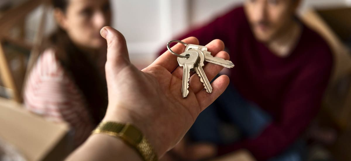 Adiós a la Ley de Alquileres | Ahora los inquilinos deben hacerse cargo de todos los daños de la propiedad y los propietarios podrán aumentar el alquiler sin límites