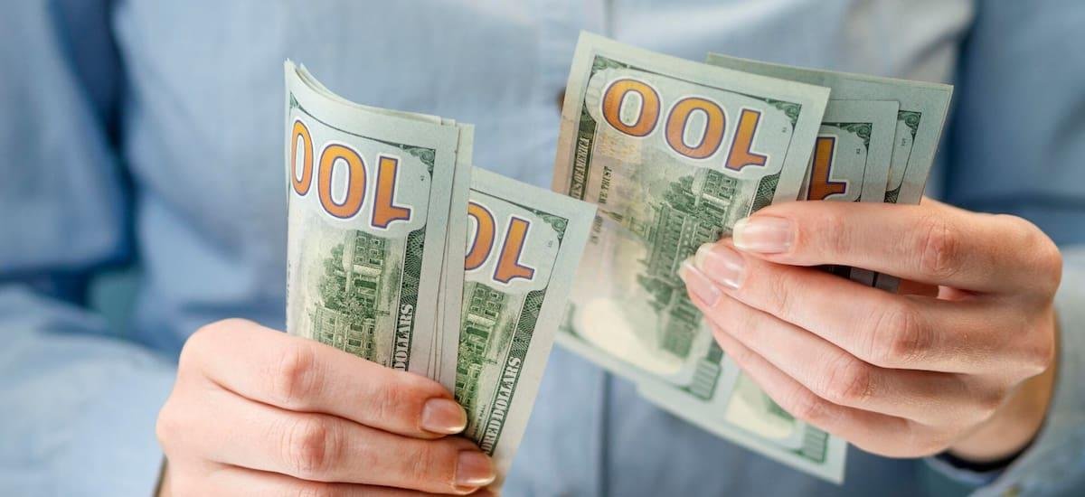 Dólar blue: cómo cerró su cotización HOY miércoles 4 de febrero - El Cronista