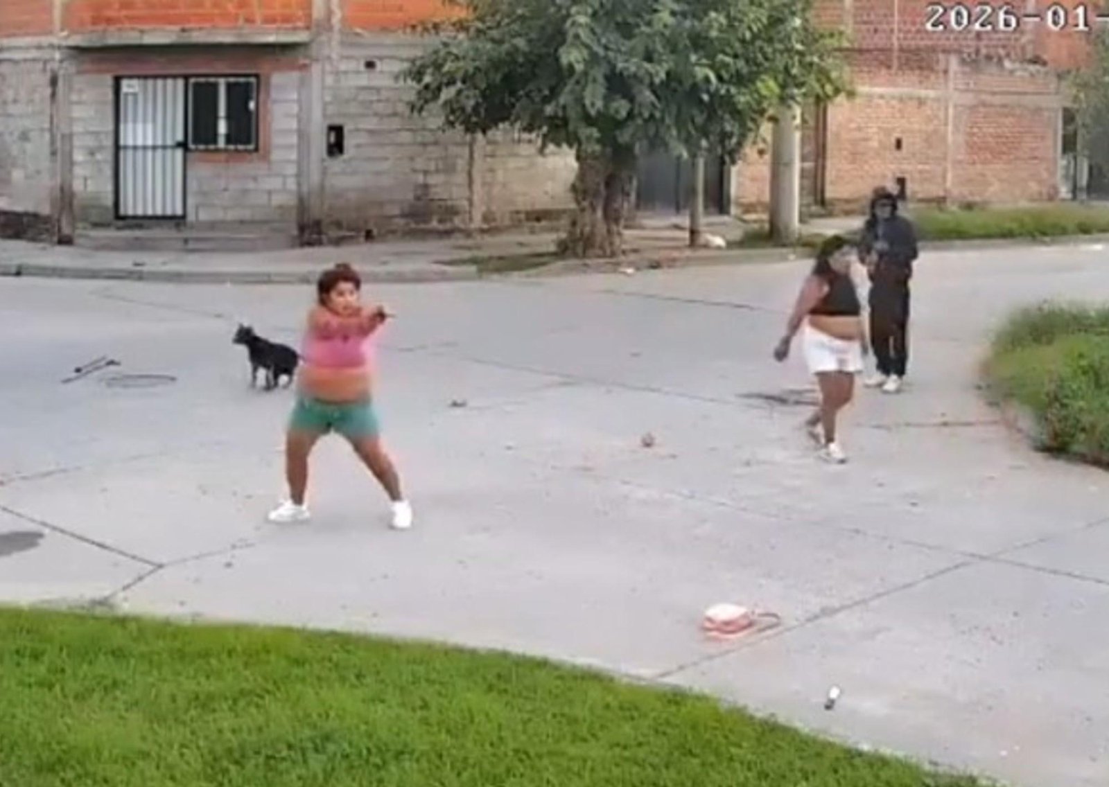 A los tiros en plena calle, detuvieron en Salta a una joven "Pepita, la pistolera"