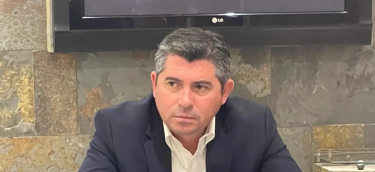 Marcelo Orrego interrumpió sus actividades en el exterior y regresó a San Juan tras el accidente del helicóptero