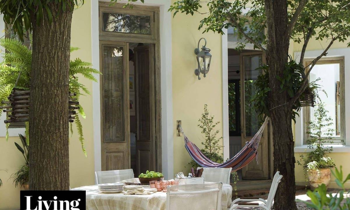 Recuerdos coloniales, el toque provenzal y un aire brasileño en esta singular casa de Olivos