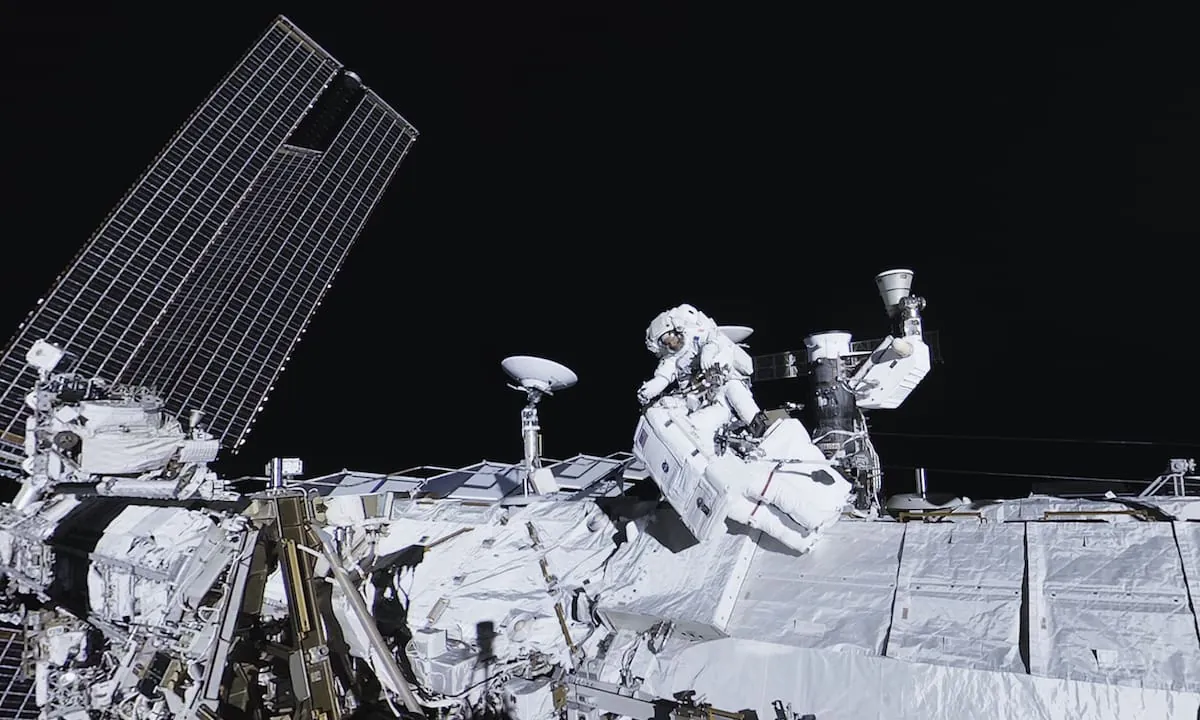 Una experiencia espacial inmersiva llega a Buenos Aires: cómo es el viaje virtual a la Estación Espacial Internacional