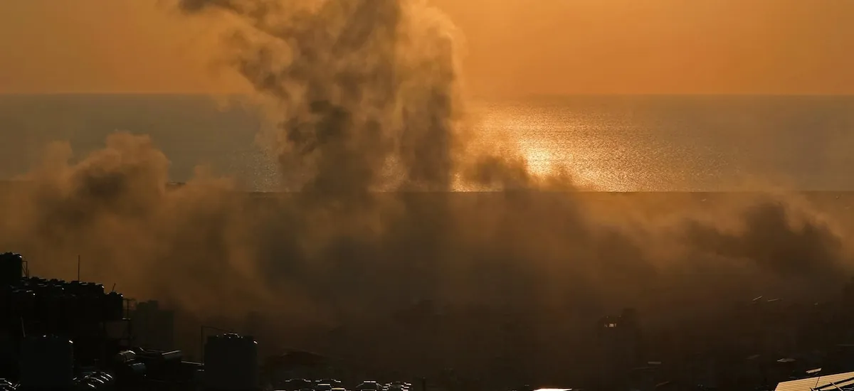 Mueren ocho personas en un ataque israelí contra una zona costera en el este de Beirut