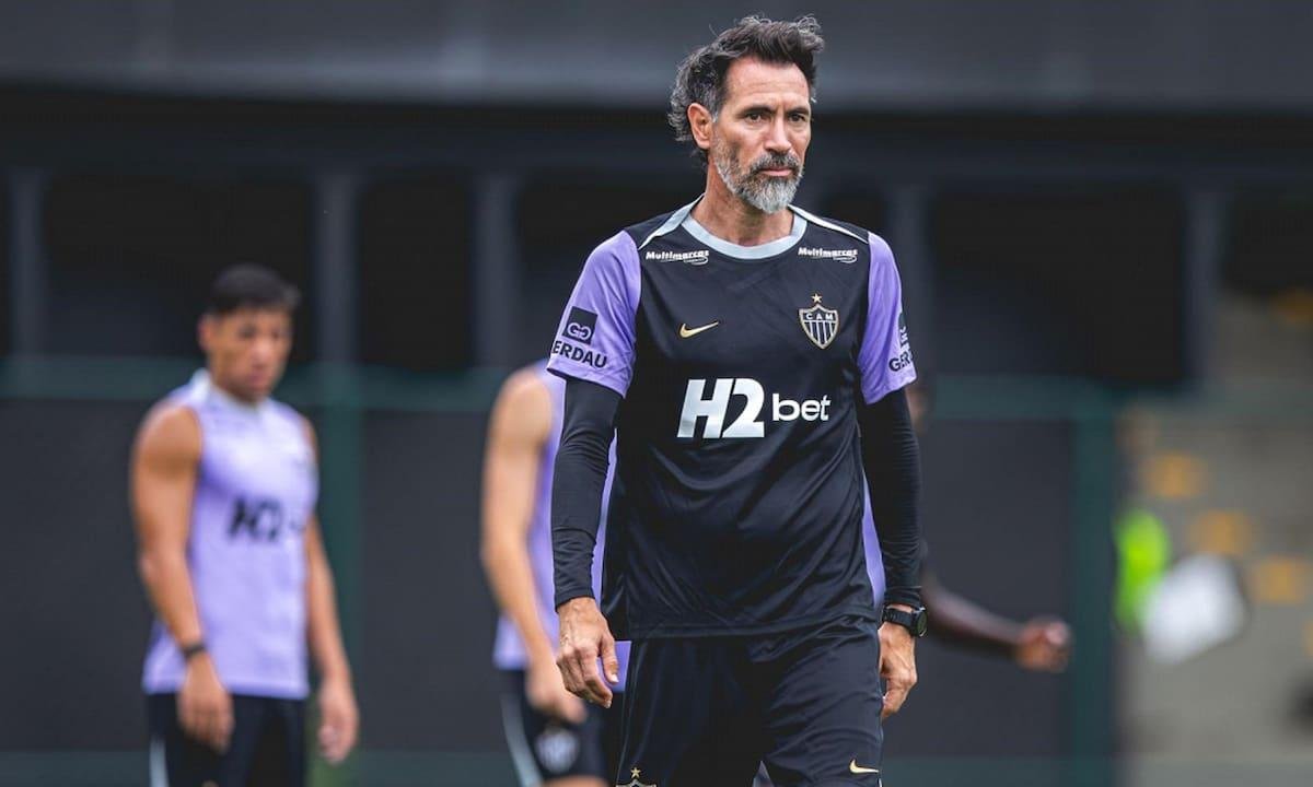 Eduardo Domínguez asumió en Atlético Mineiro, en medio de urgencias y peligrosas expectativas