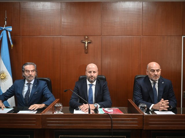 Vialidad: la CГЎmara de CasaciГіn avalГі el pronto decomiso de los bienes de Cristina Kirchner