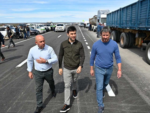 вЂњNachoвЂќ Torres habilitГі el tramo de una ruta que habГ­a quedado envuelta en un entramado de corrupciГіn de LГЎzaro BГЎez