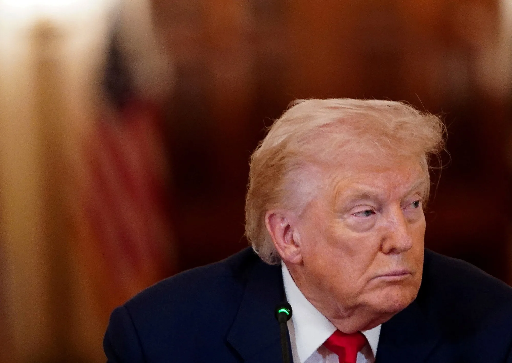 Donald Trump: “Estamos destruyendo por completo el régimen terrorista de Irán”