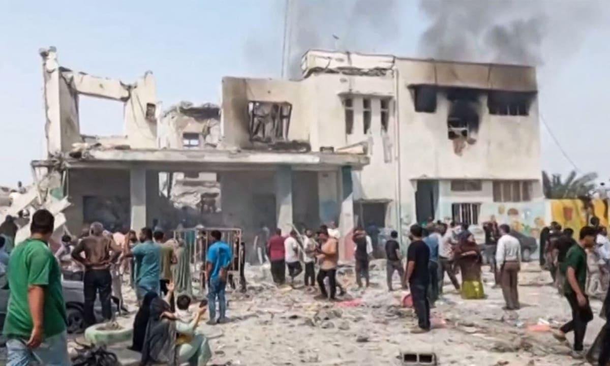 Por lo menos 85 muertos en una escuela de Irán en un ataque que el régimen islámico atribuyó a Israel