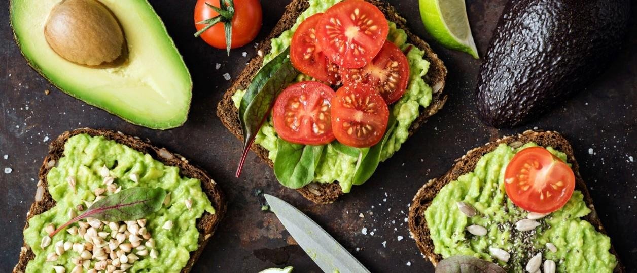 Sándwich frío de pavo y aguacate: cómo hacer el plato que es furor en Estados Unidos