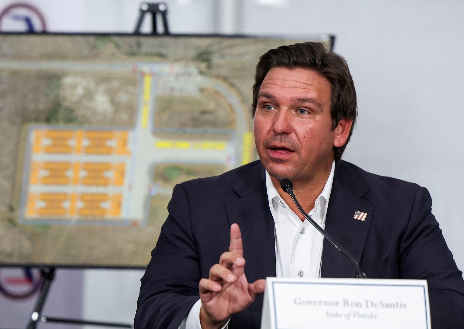 Malas noticias para los ciudadanos de Florida: Ron DeSantis gastó 1,2 millones de dólares por día en Alligator Alcatraz