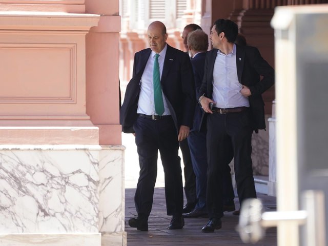 El Gobierno presenta la reforma laboral y apuesta a conseguir su sanciГіn en el Congreso antes de fin de aГ±o