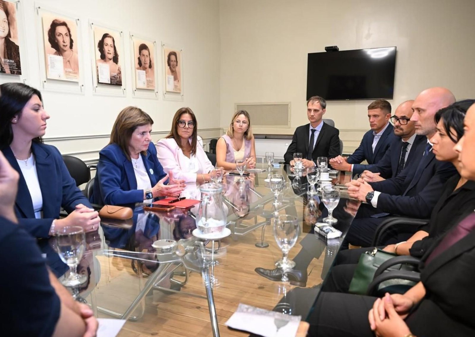 "Me importa dos ovarios si son menores", Bullrich se reunió con la familia de Jeremías Monzón y pidió la baja de edad de imputabilidad