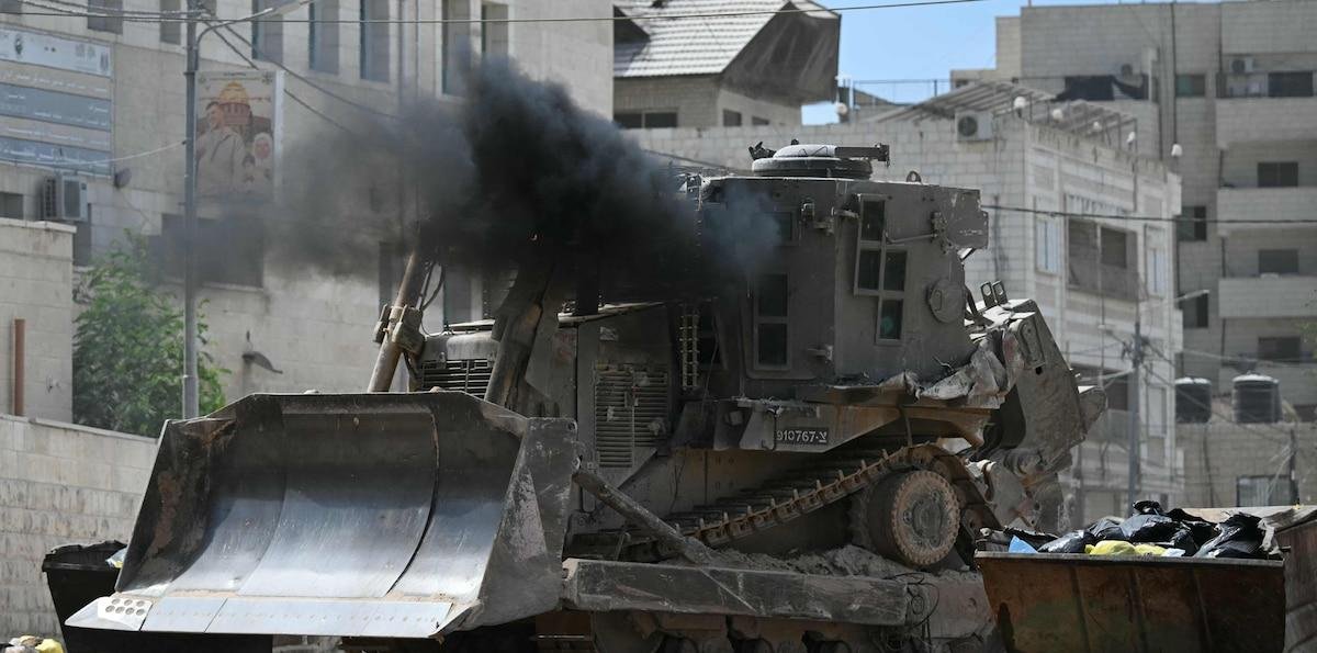 ATP dice que sigue de cerca conflicto en Dubái tras retrasos en vuelos que afectan a tenistas