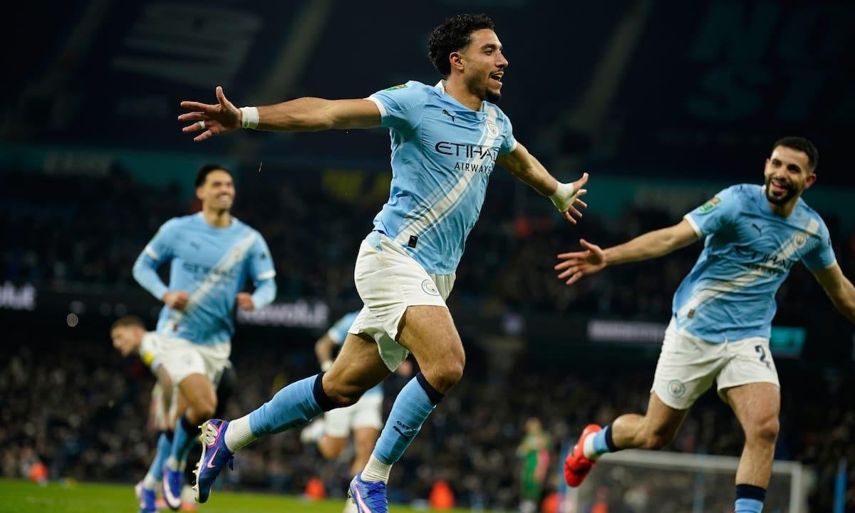 Man City vence 3-1 a Newcastle y enfrentará al Arsenal en la final de la Copa de Liga