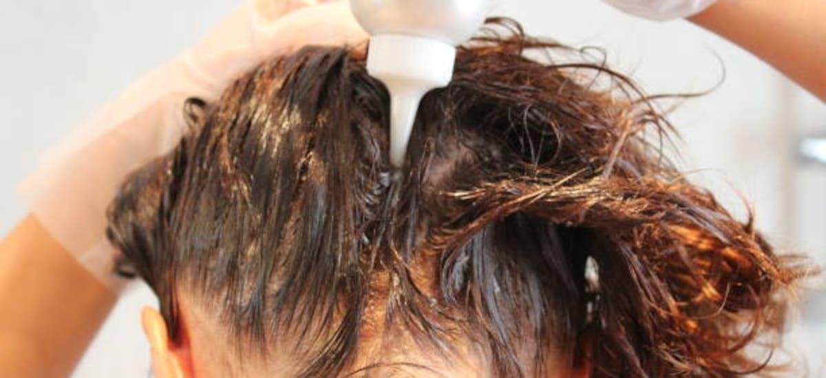 Adiós a las canas para siempre | El tinte casero que restaura el color y elimina imperfecciones: cómo usarlo