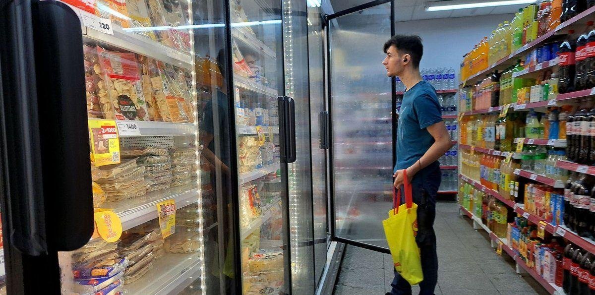 Inflación de enero y polémica por el INDEC: un factor no contemplado podría haberla acercado a 3% con el nuevo IPC