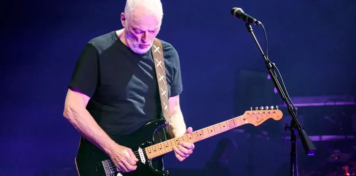 La “Black Strat” de David Gilmour se convirtió en la guitarra más cara de la historia en ser subastada