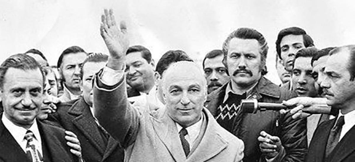 El primer pedido de extradición de un brujo experto en el arte de desaparecer: cuando a López Rega se le rompió el hechizo