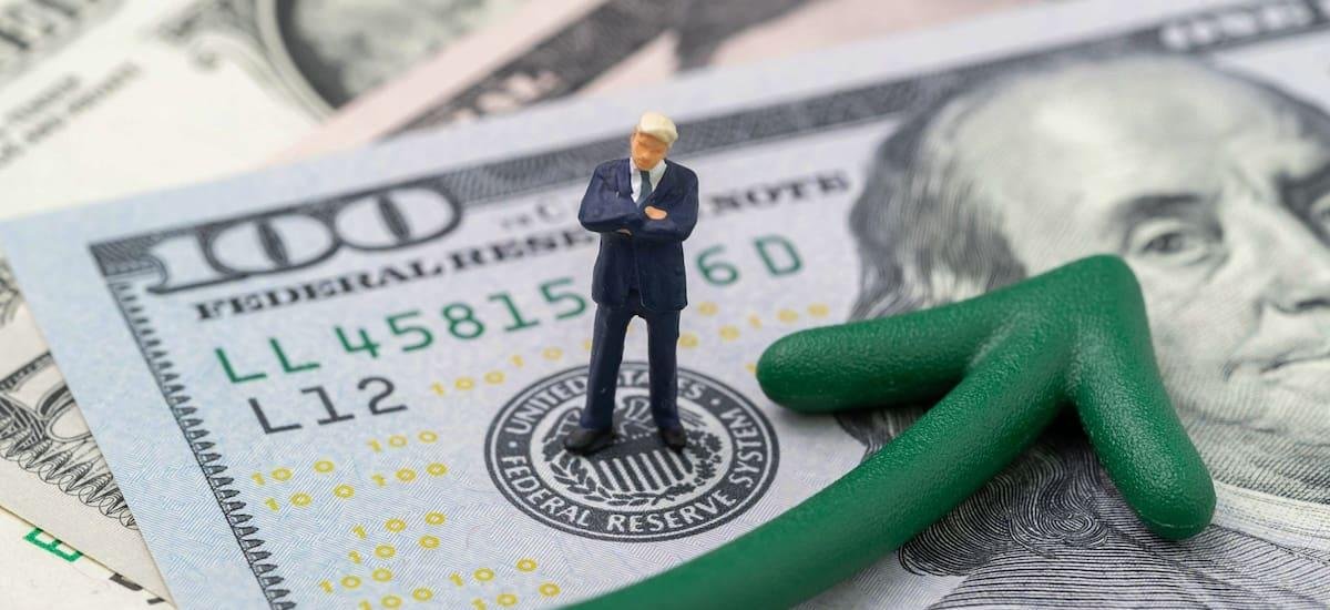El dólar sigue al alza y se consolida arriba de $ 1400: ¿rebote técnico o cambio de tendencia?
