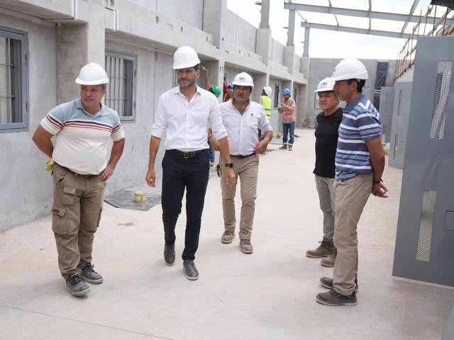 Maximiliano Pullaro mostró los avances de “El Infierno”, la cárcel de máxima seguridad para narcos que copia el modelo de Bukele en El Salvador