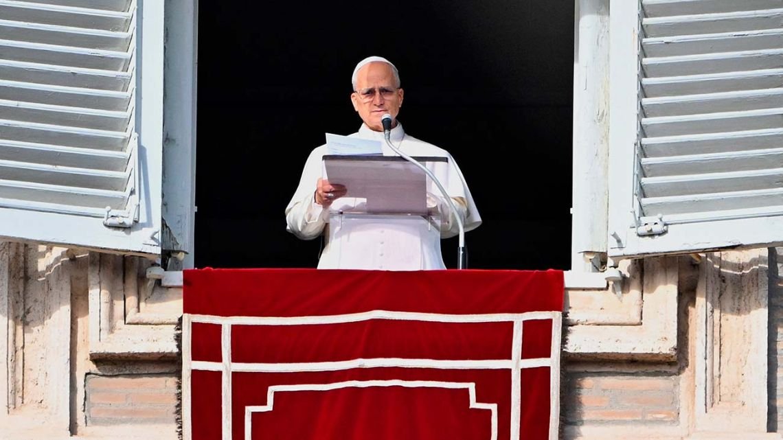 León XIV alertó sobre un “abismo irreparable” y pidió frenar la escalada bélica en Medio Oriente