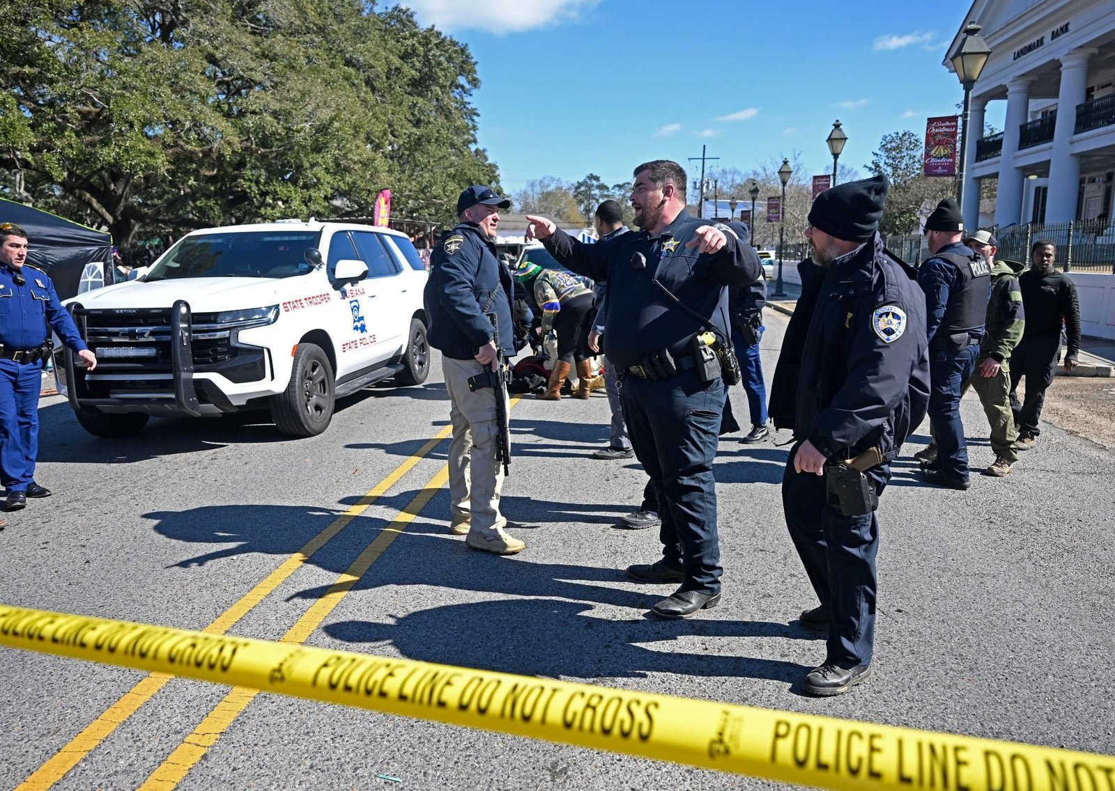 Un tiroteo en un desfile de Mardi Gras en Luisiana dejó cinco heridos, entre ellos un niño de seis años