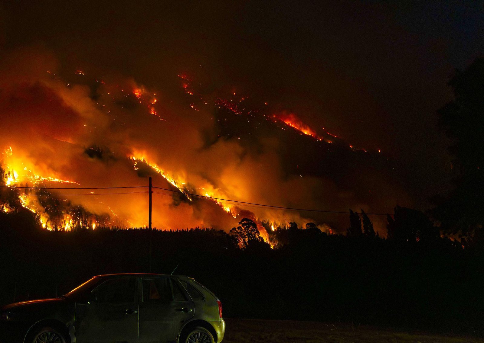 Incendios en la Patagonia: tras el reclamo opositor, el Gobierno declaró la emergencia para acelerar el envío de ayuda