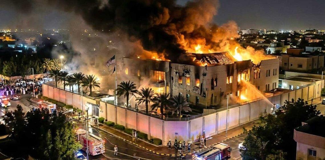 Israel bombardeó la oficina presidencial en Teherán y los muertos por los ataques ya suman 787