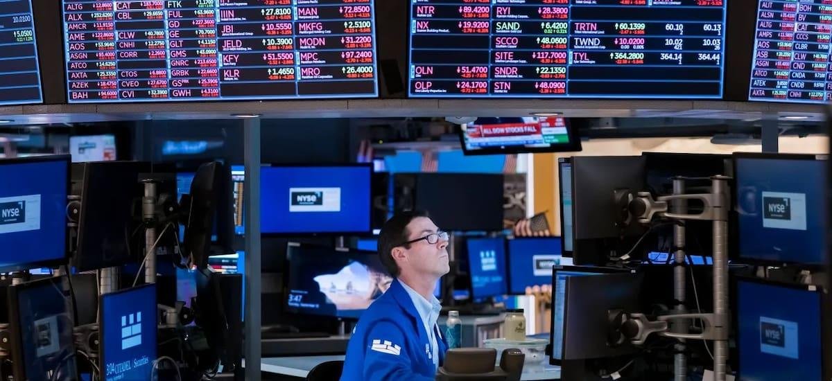 ¿Están más baratas las acciones fuera de EE.UU.? La diferencia que mira el mercado