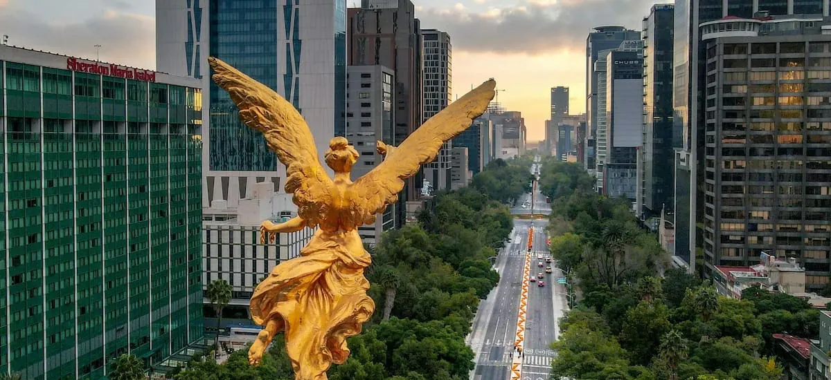 Confirmado | Moody’s baja la calificación de México y lo deja al borde del grado especulativo