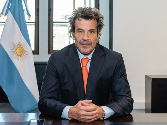 El titular de la UIF intercambió información sobre el caso AFA con autoridades de los Estados Unidos