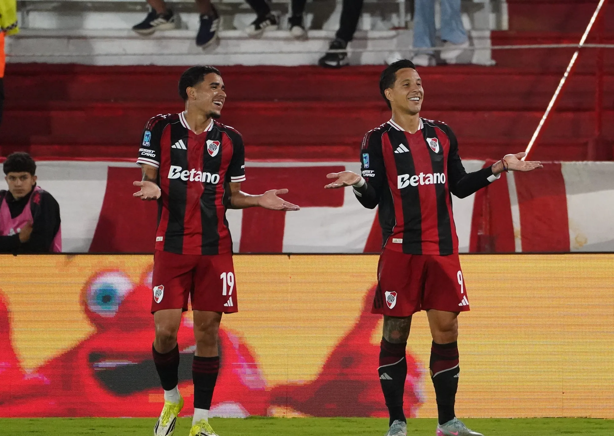 La racha maldita de Sebastián Driussi: pasó del gol a ser el primer cambio obligado de Coudet como DT de River por otra lesión