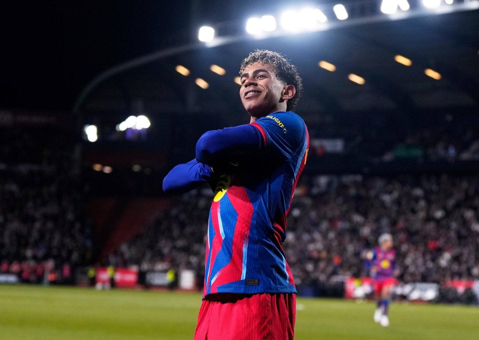 Lamine Yamal superó la marca goleadora de Diego Maradona en Barcelona, que eliminó al Albacete y es semifinalista de la Copa del Rey