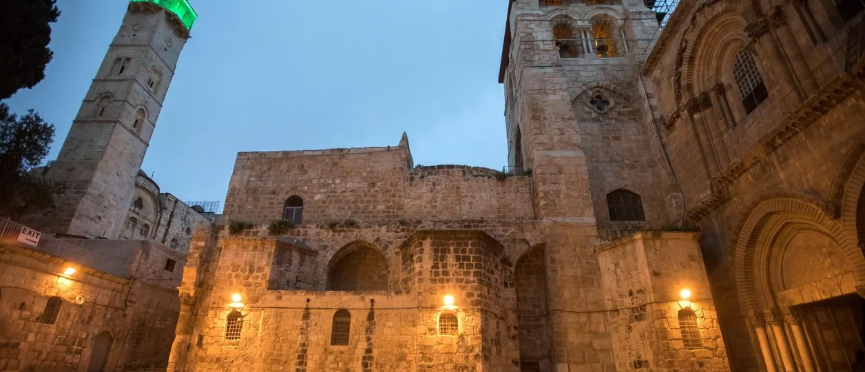 Fuerte reclamo de Italia a Israel por impedir que se celebre la misa del Domingo de Ramos en el Santo Sepulcro: "Es una ofensa"