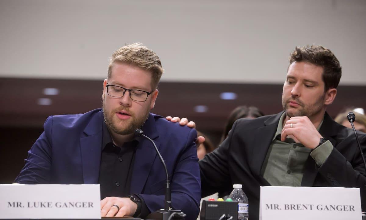 Hermanos de Renee Good, que fue asesinada por agente de inmigración, piden medidas en el Congreso