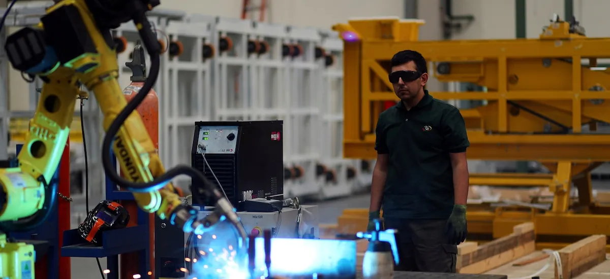 Un sector clave de la industria no encuentra piso: volvió a caer en junio y opera con apenas el 40% de su capacidad