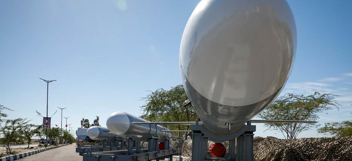 Irán reivindica una nueva oleada de ataques contra Israel y bases de EEUU en Qatar y Bahréin