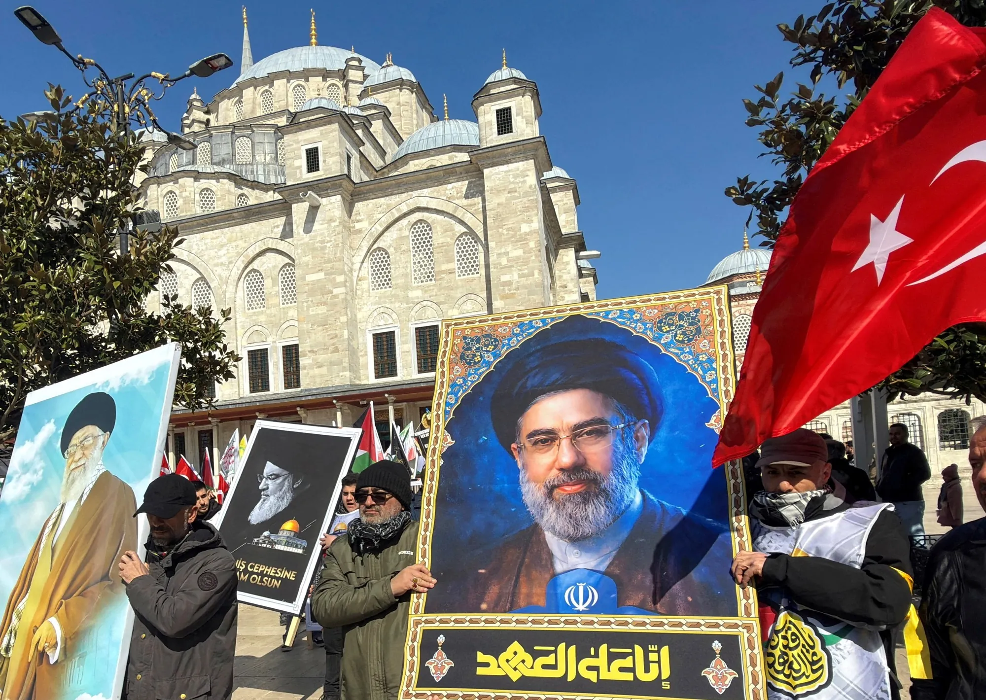 El Pentágono afirma que el máximo líder de Irán "está herido y posiblemente desfigurado"