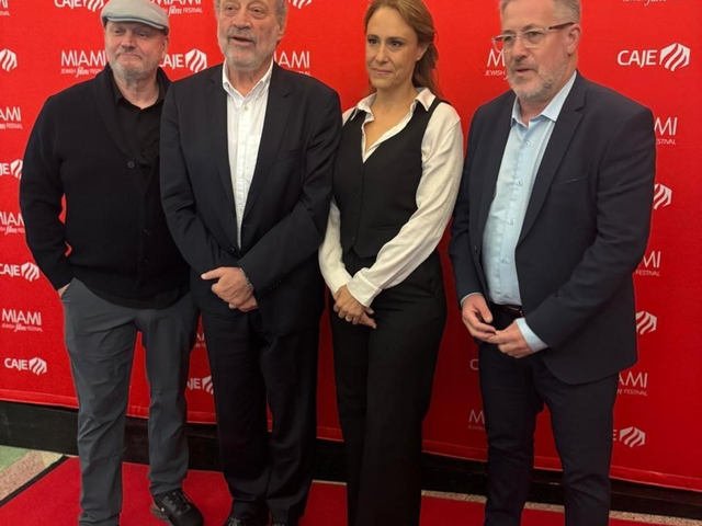 El documental “Bibas, asesinados por ser judíos” fue presentado en un festival de cine en Miami