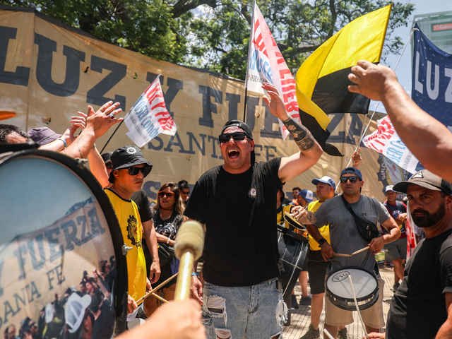 Marcha de la CGT EN VIVO con advertencia al Gobierno: вЂњSi no nos escuchan, habrГЎ un paro nacionalвЂќ