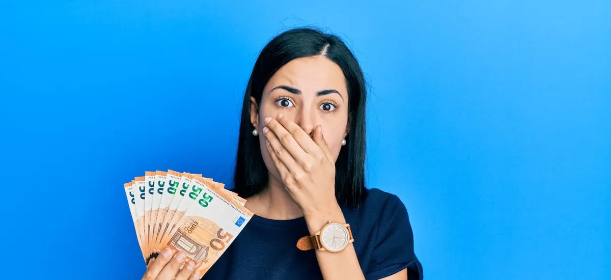 Confirmado por Hacienda | Este es el límite de dinero en efectivo que puedes llevar en la cartera sin declararlo: evita multas de hasta el 150%