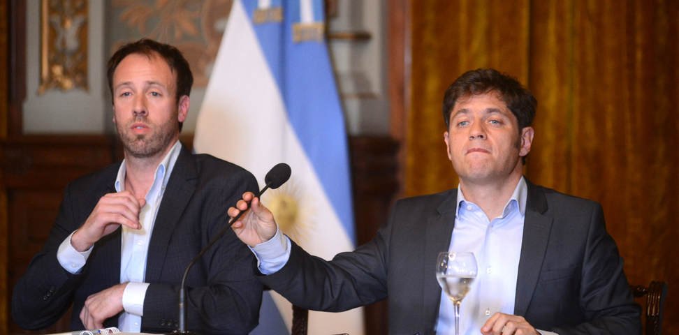 Kicillof gastarГЎ casi 20% mГЎs en 2026, pero no explicГі de donde saldrГЎn los recursos